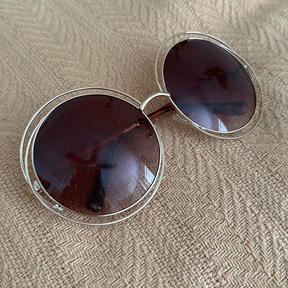 Fun abstract sunglasses! - Picture 1 of 1